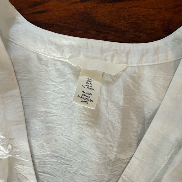 H&M White Ruffled Blouse - Picture 4 of 6